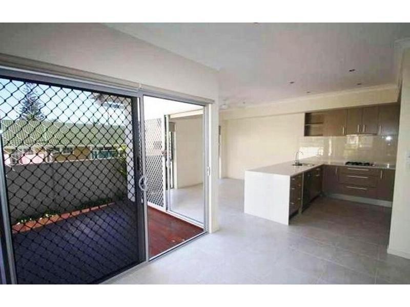 13 Havana Key, Broadbeach QLD 4218