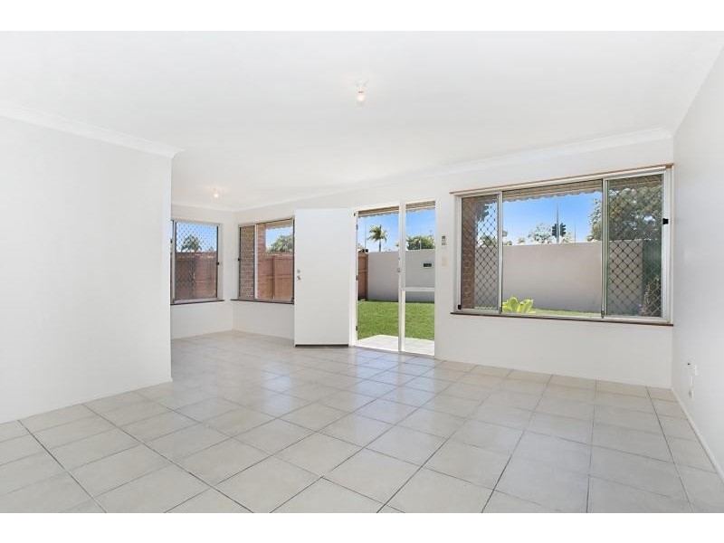 1/114 OXLEY Drive, Paradise Point QLD 4216