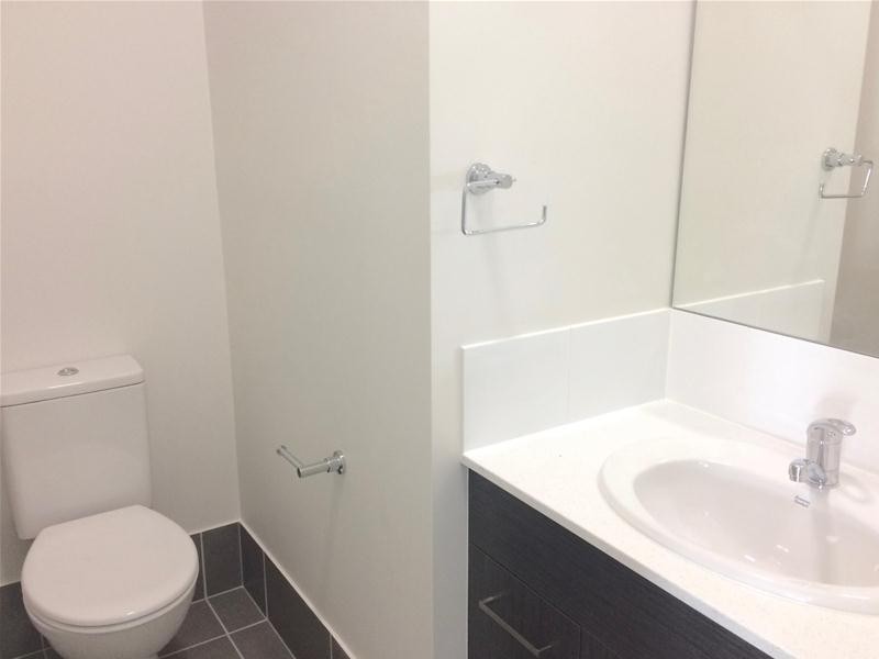 3 Waters Close, Hope Island QLD 4212