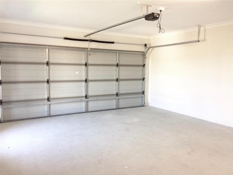 3 Waters Close, Hope Island QLD 4212