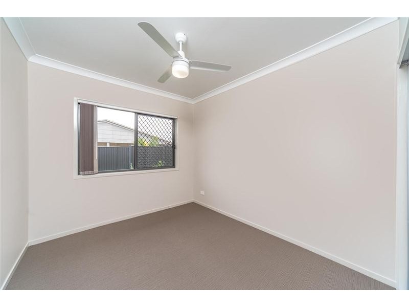 43 Flame Tree Circuit, Arundel QLD 4214