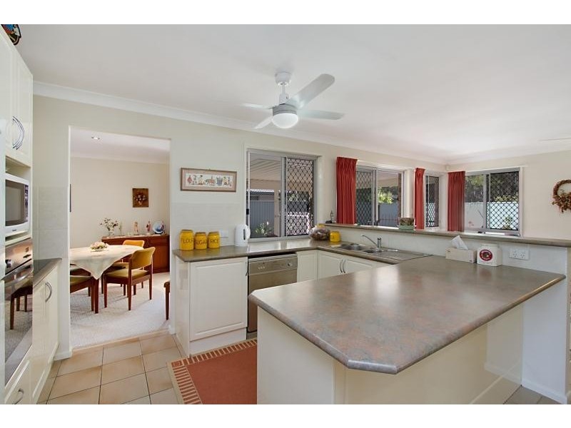 80 Columbus Drive, Hollywell QLD 4216