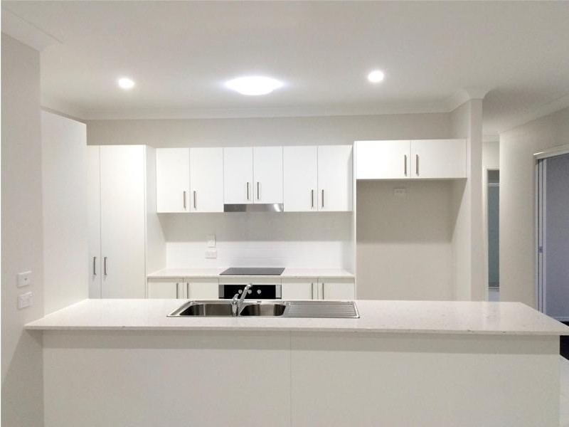 28 View Line Crescent, Hope Island QLD 4212