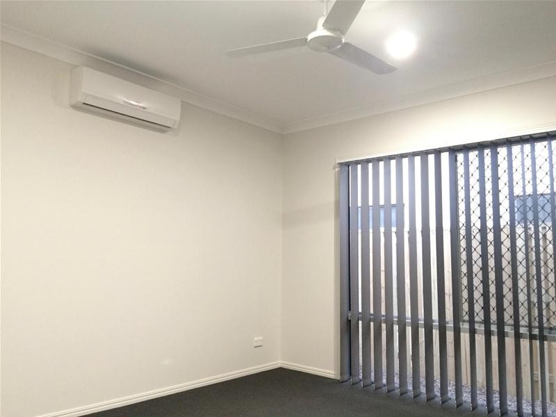 28 View Line Crescent, Hope Island QLD 4212