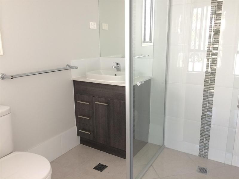 11 Sunwood Crescent, Maudsland QLD 4210