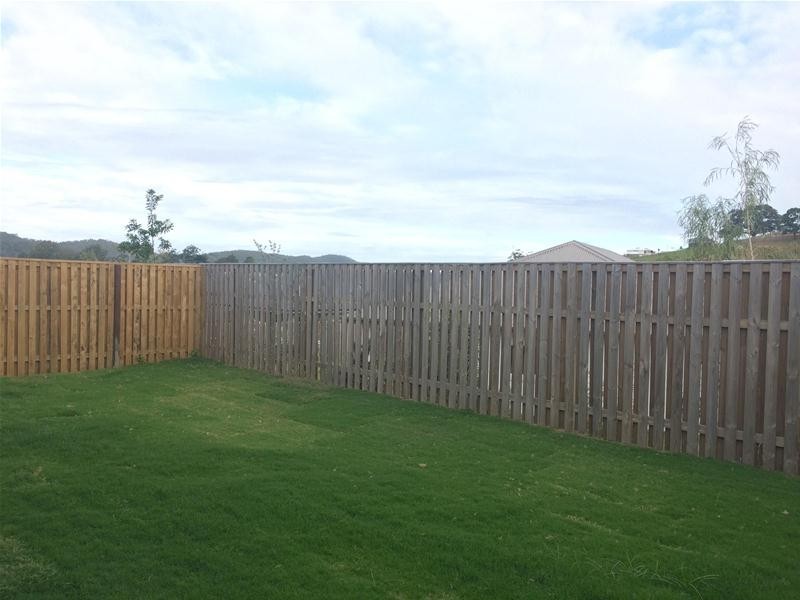 11 Sunwood Crescent, Maudsland QLD 4210