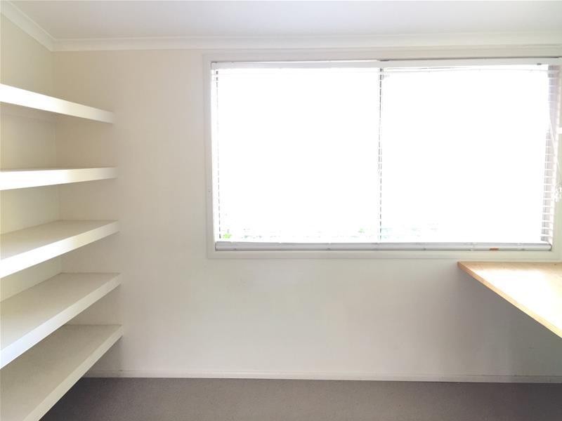 8 Coombe Avenue, Hope Island QLD 4212