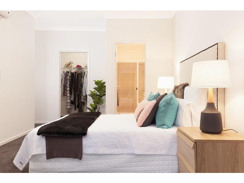 4 Lewis Place, Manly West QLD 4179