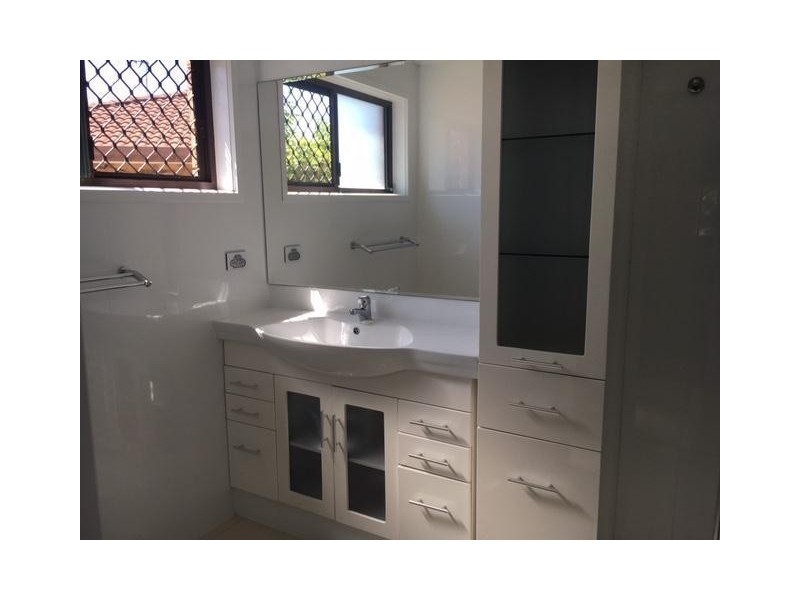 3 Echidna Court, Coombabah QLD 4216