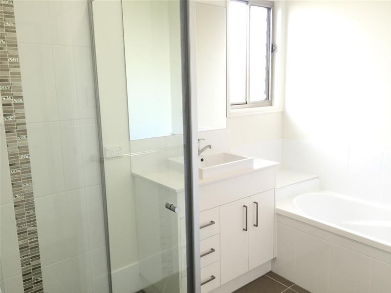 199 Riverstone Crossing, Maudsland QLD 4210