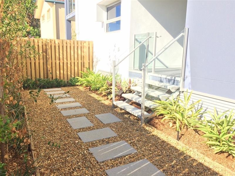 5/14 Proud Street, Labrador QLD 4215