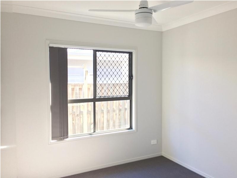 6 Keelson Crescent, Hope Island QLD 4212