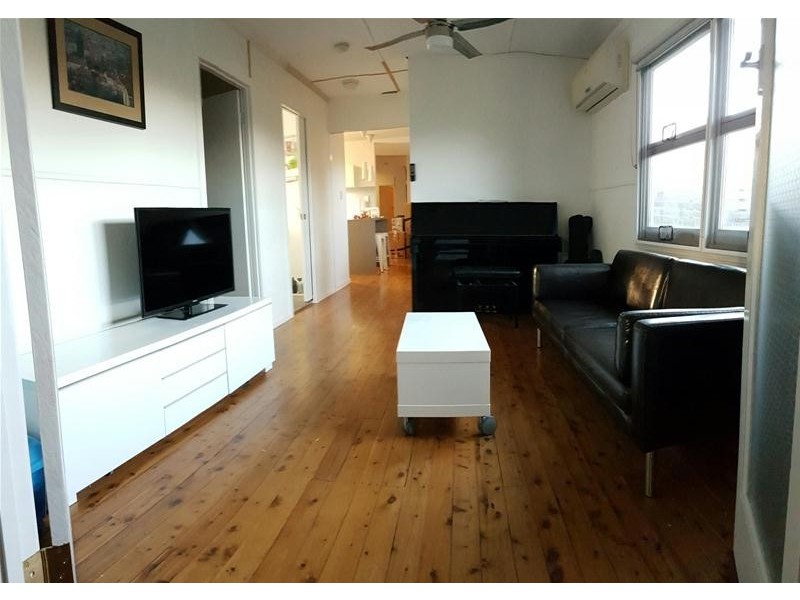 38 Dowling Drive, Southport QLD 4215