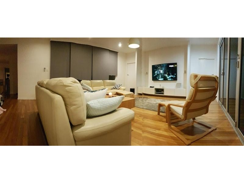 38 Dowling Drive, Southport QLD 4215