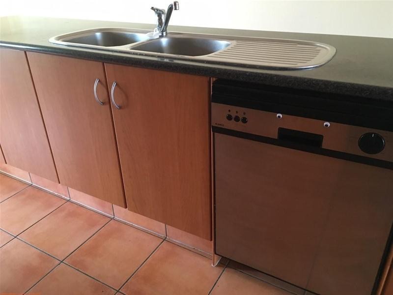 15/7-11  Johnson Street, Southport QLD 4215