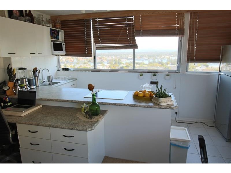 134/2 Ocean Avenue, Surfers Paradise QLD 4217