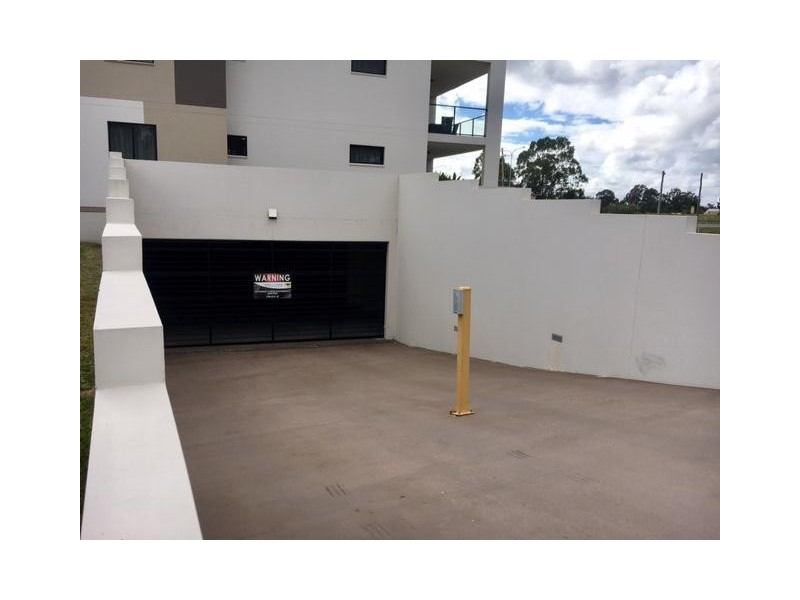 103/35 Halcyon Way, Hope Island QLD 4212