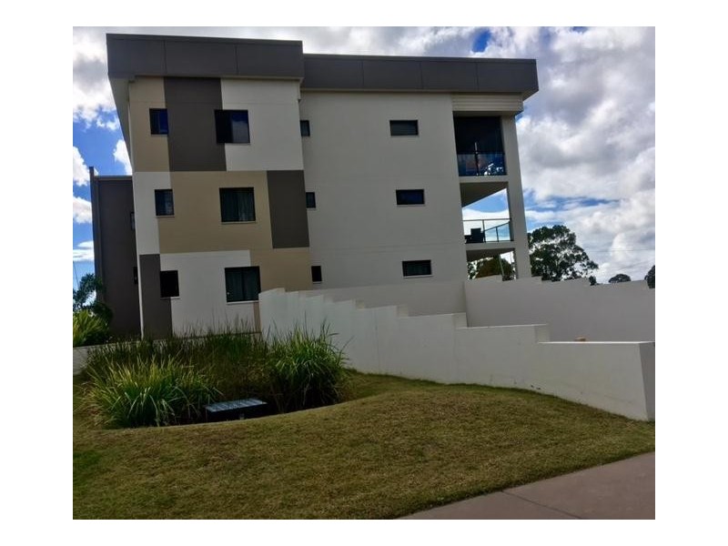 103/35 Halcyon Way, Hope Island QLD 4212