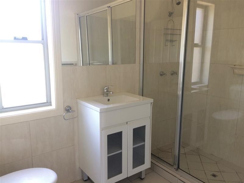 62 Coombe Avenue, Hope Island QLD 4212