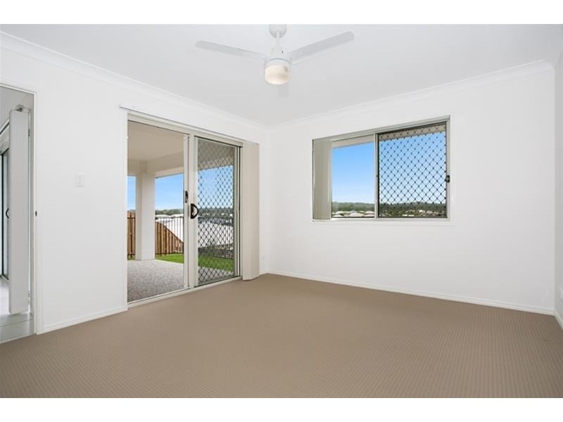 6 Hillstone Crossing, Maudsland QLD 4210