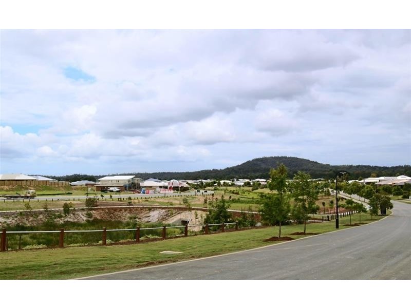 6 Hillstone Crossing, Maudsland QLD 4210