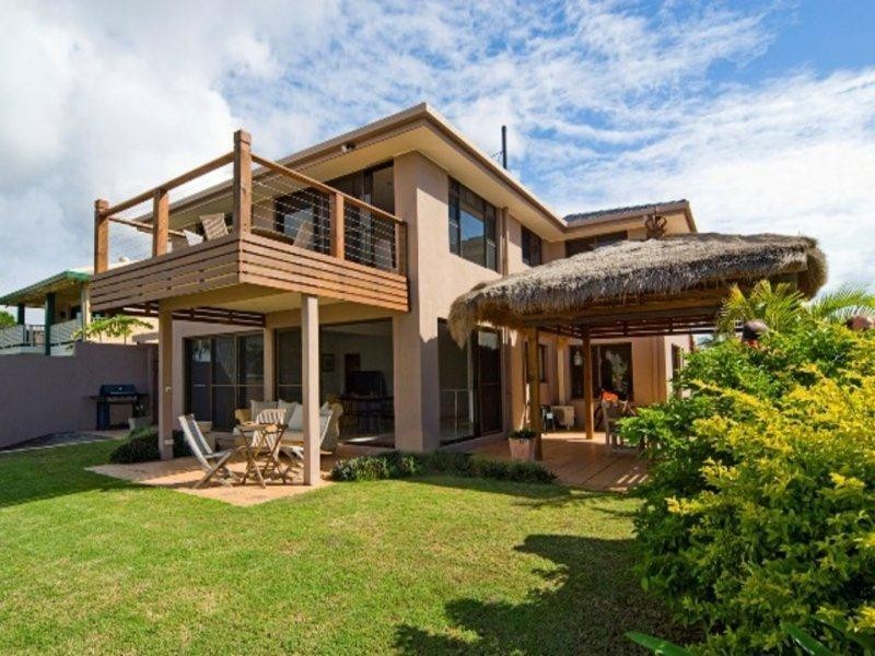 14 Markham Avenue, Runaway Bay QLD 4216