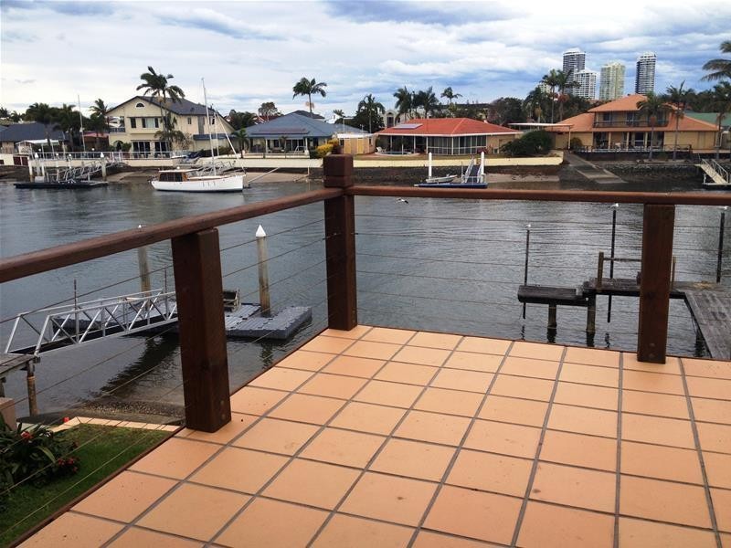 14 Markham Avenue, Runaway Bay QLD 4216