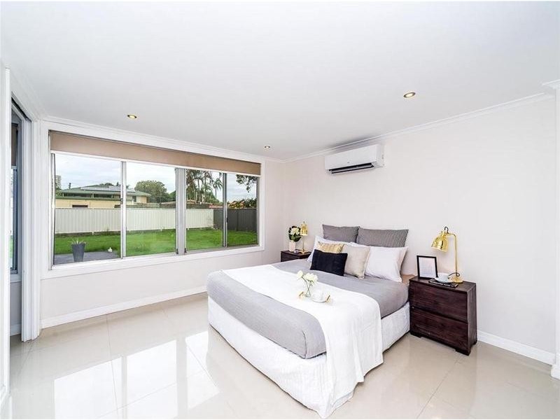 25 Ashgrove Avenue, Runaway Bay QLD 4216