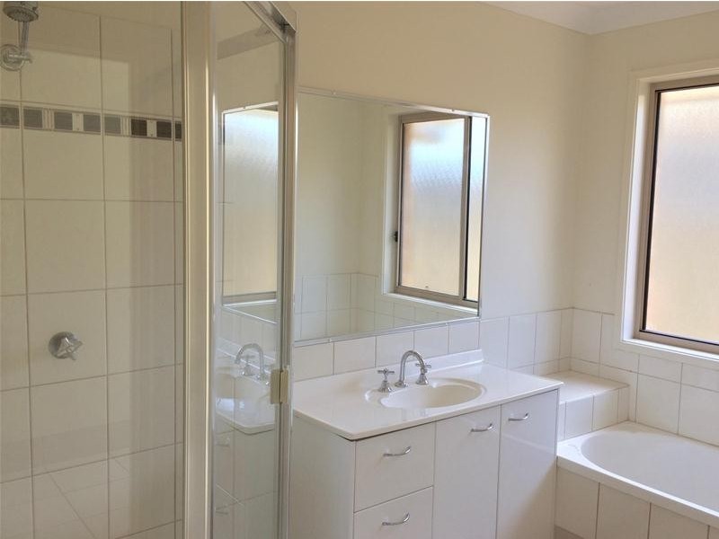 21 Sandhurst Crescent, Upper Coomera QLD 4209