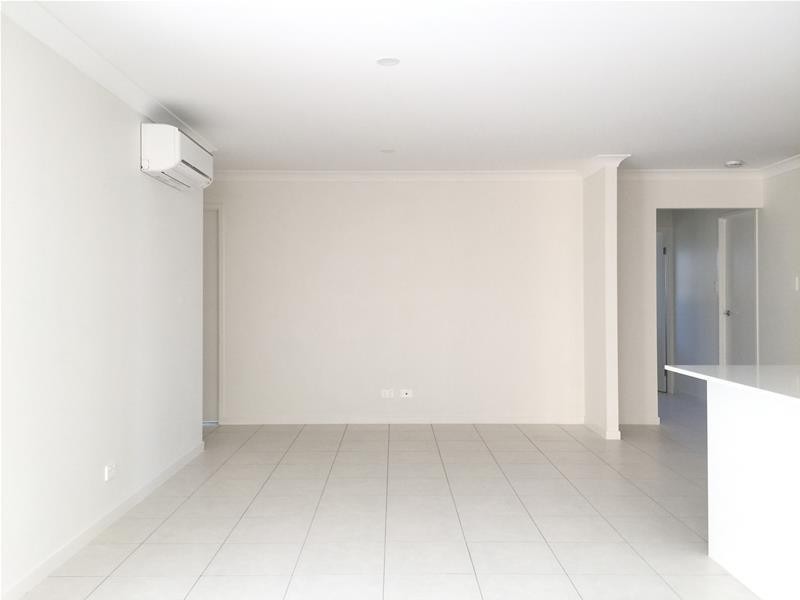 9 Hillstone Crescent, Maudsland QLD 4210