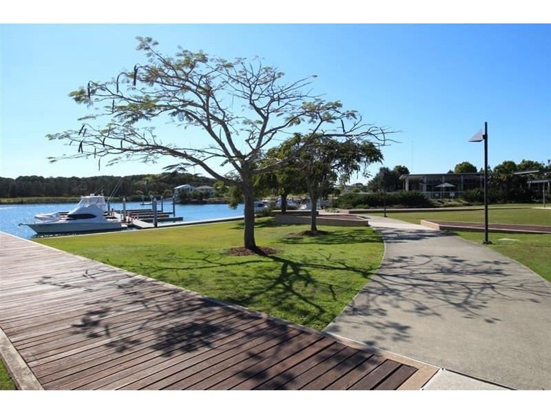 Hope Island QLD 4212