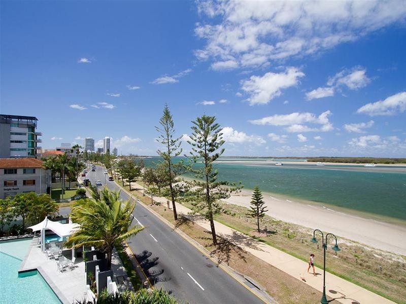 16/414 Marine Parade, Biggera Waters QLD 4216