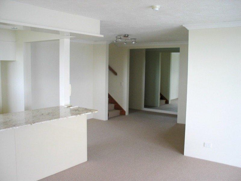 26/8 Paradise Parade, Paradise Point QLD 4216