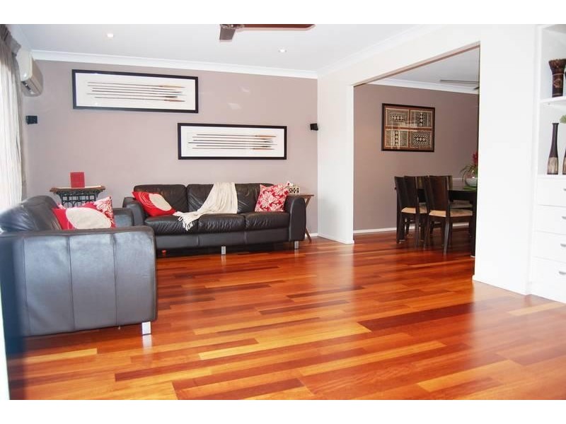 13 Mingaletta Drive, Ashmore QLD 4214