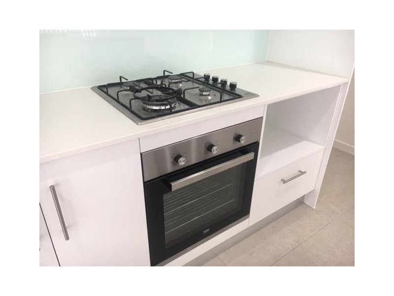 10 Beacon Lane, Hope Island QLD 4212