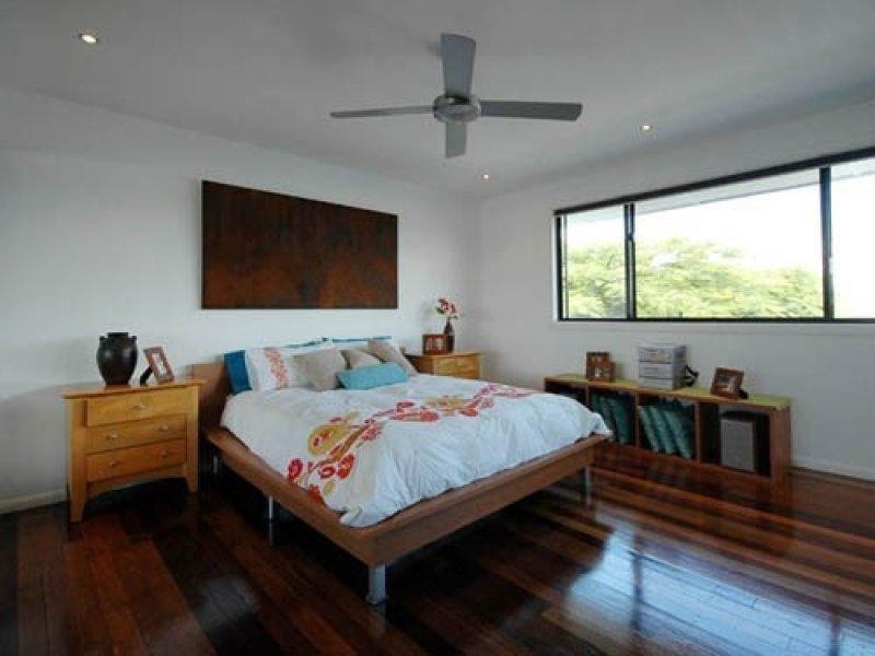 7 Rudd Street, Broadbeach Waters QLD 4218