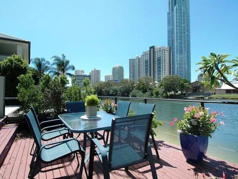 45 Paradise Island, Surfers Paradise QLD 4217