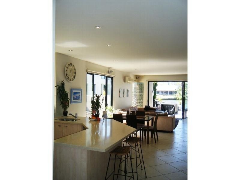 45 Paradise Island, Surfers Paradise QLD 4217