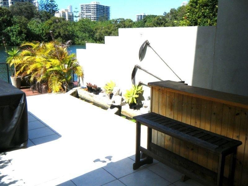 45 Paradise Island, Surfers Paradise QLD 4217