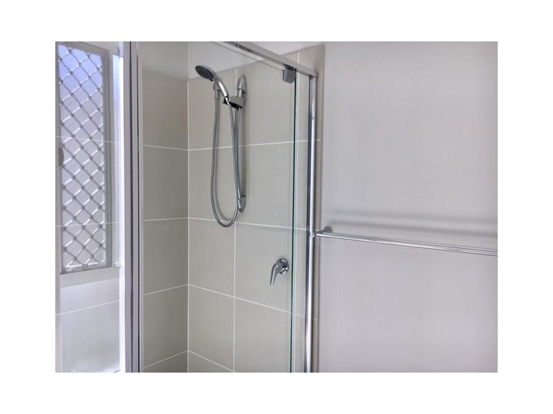 78 Flame Tree Circuit, Arundel QLD 4214