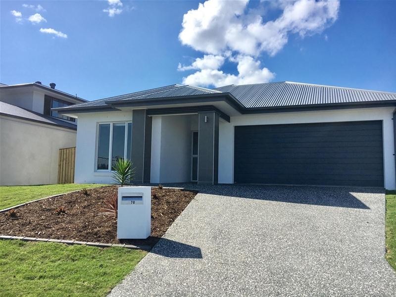 78 Flame Tree Circuit, Arundel QLD 4214