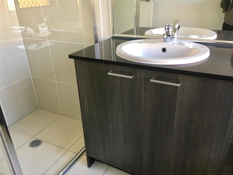 78 Flame Tree Circuit, Arundel QLD 4214