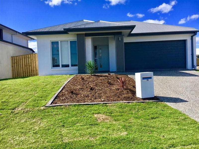 78 Flame Tree Circuit, Arundel QLD 4214
