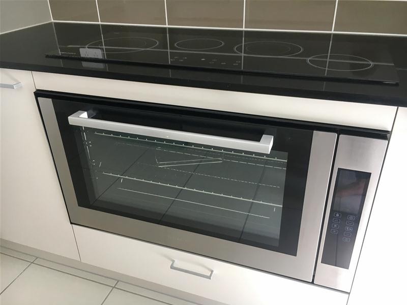 78 Flame Tree Circuit, Arundel QLD 4214