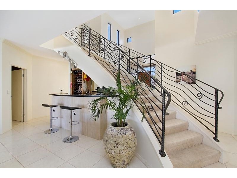 43 The Sovereign Mile, Sovereign Islands QLD 4216