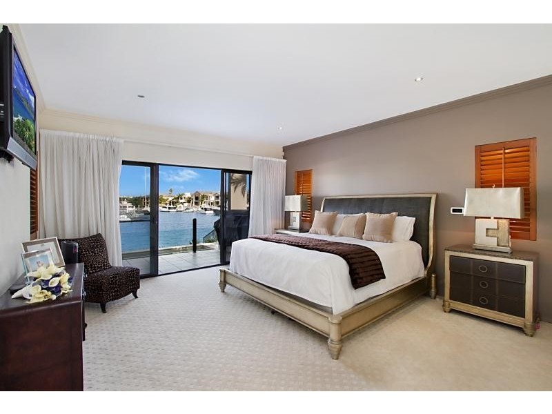 43 The Sovereign Mile, Sovereign Islands QLD 4216