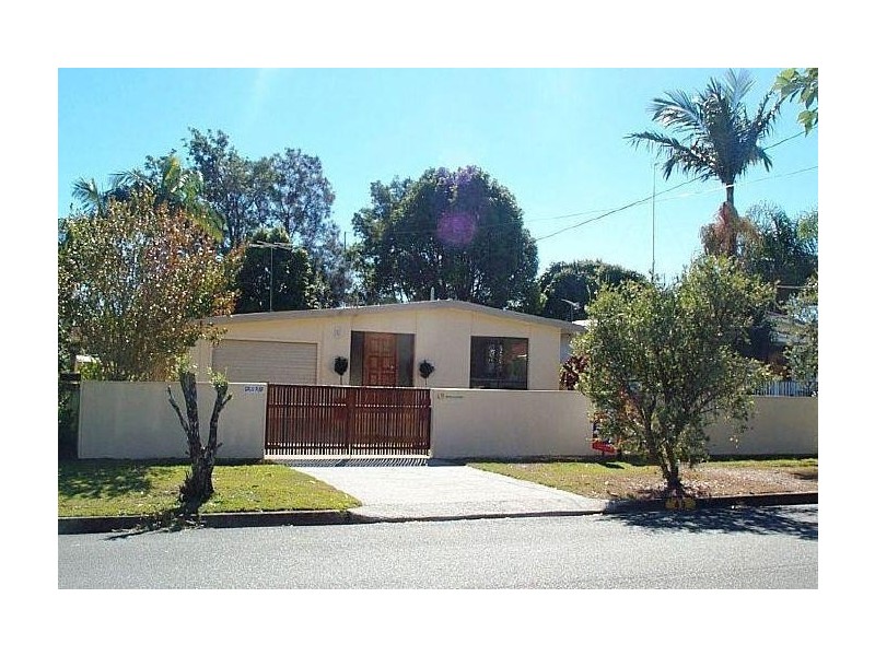 49 Victor Avenue, Paradise Point QLD 4216