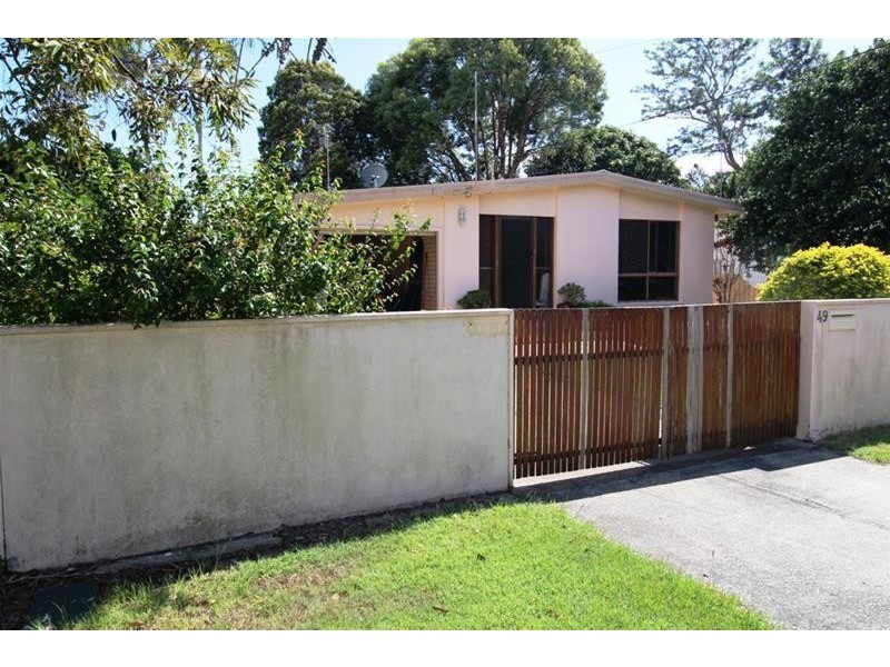 49 Victor Avenue, Paradise Point QLD 4216