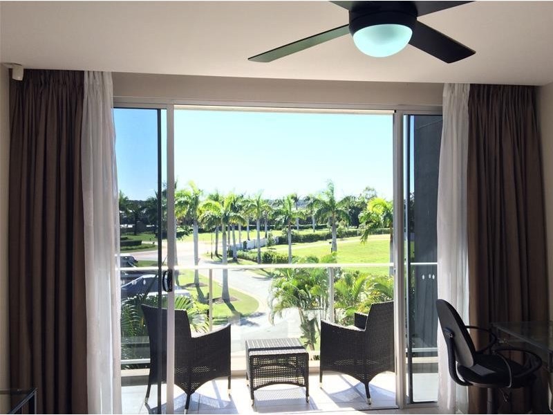 1318/2 Activa Way, Hope Island QLD 4212