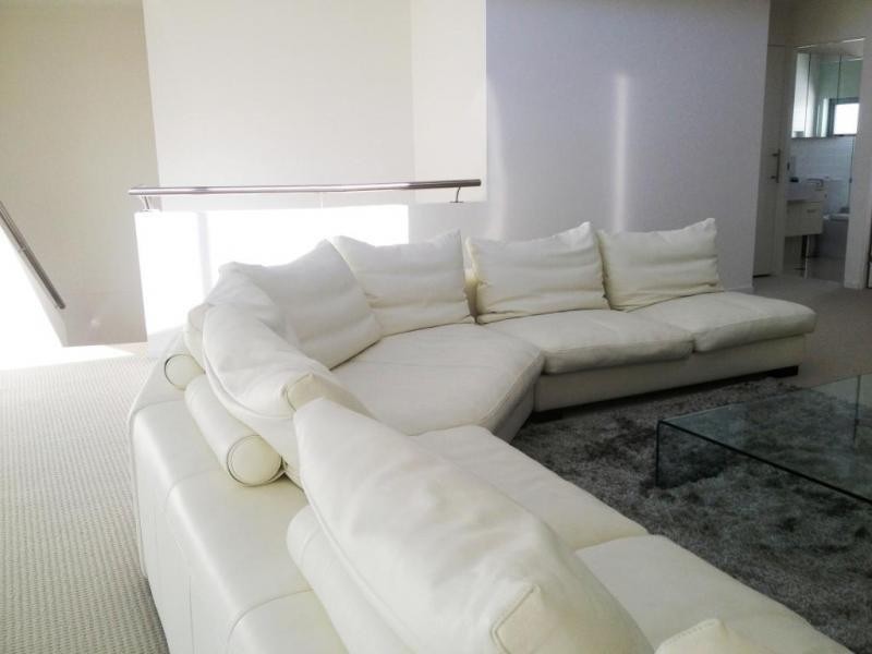 18/120 Surf Parade, Broadbeach QLD 4218